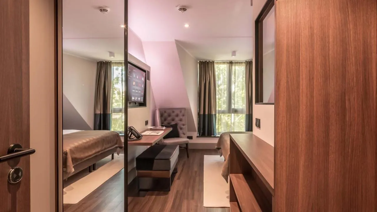 Innspire Hotel Munich 4*,
